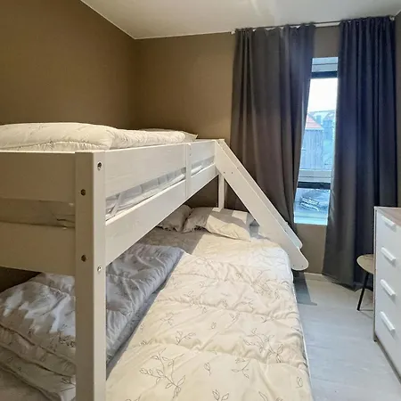 3 Bedroom Cozy In